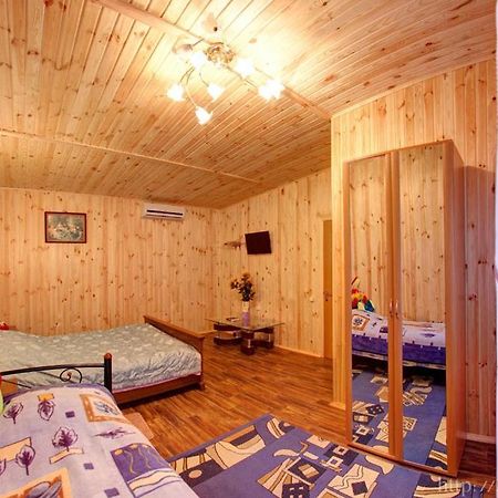 Hotel Aviator Voropajiv Kültér fotó