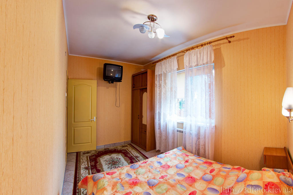 Hotel Aviator Voropajiv Szoba fotó